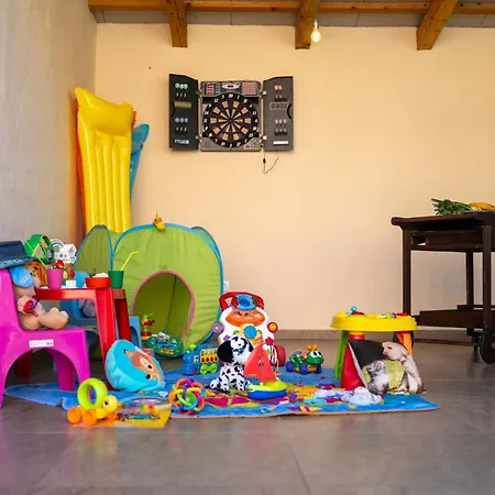 Corinna By Briskva 빌라